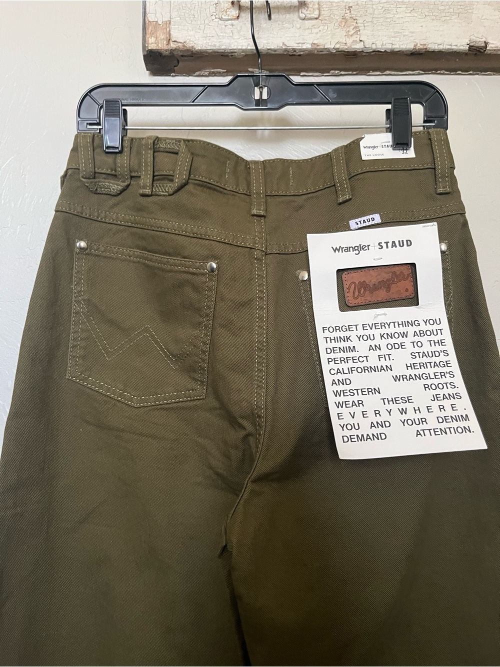 NWT STAUD X Wrangler The Loose WIde Leg Jean in Sergeant Sz 27 Army Green - Picture 9 of 15